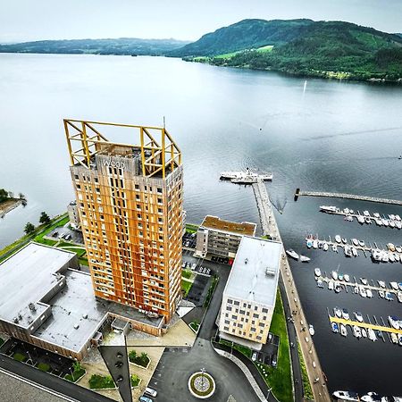 Mjos Tower Suite - Lovely Lake View Brumunddal Bagian luar foto